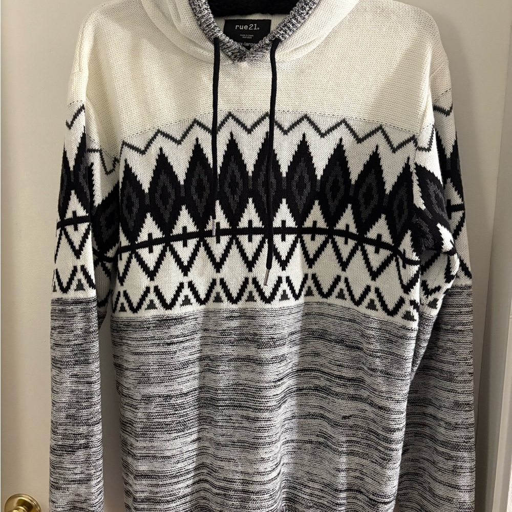 Rue21 Monochrome Geometric Men's Sweater